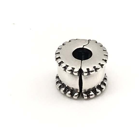 Pandora 925 Simple Clip Charm - Picture 4 of 7